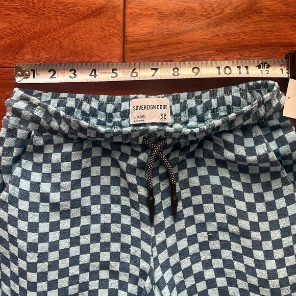 NWT Sovereign Code Boy's Junior Size 14/16 Checkered Swim Trunks - Picture 2 of 5